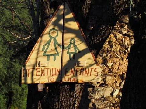 insolite var